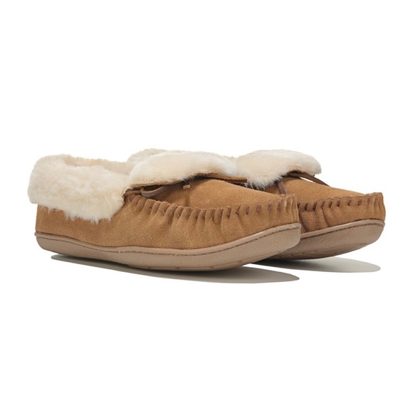 NIB MINNETONKA Slippers - Picture 5 of 12